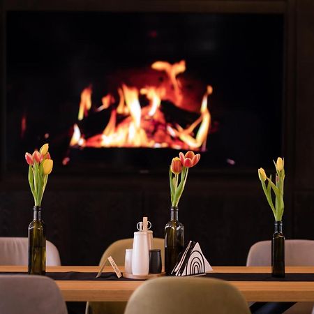 Martini Restaurant & Cazare Sebesel Eksteriør bilde
