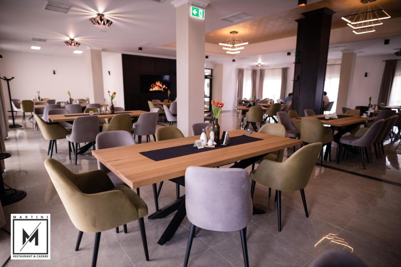 Martini Restaurant & Cazare Sebesel Eksteriør bilde